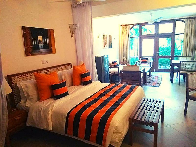 Mbili Kuwili Studio Suites Diani Beach Eksteriør bilde