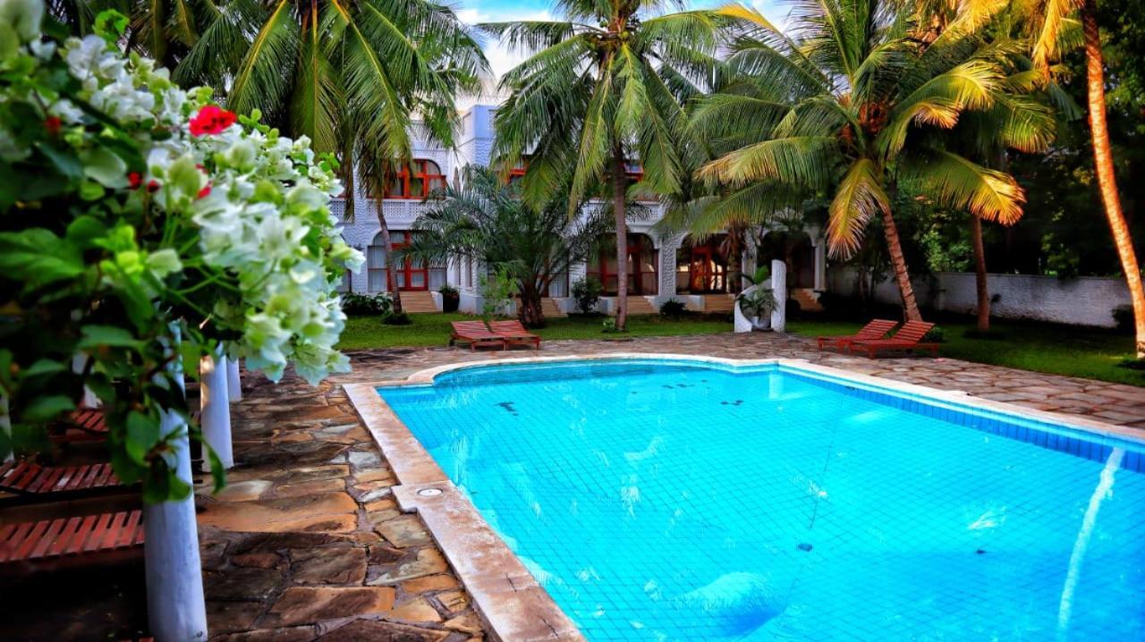 Mbili Kuwili Studio Suites Diani Beach Eksteriør bilde